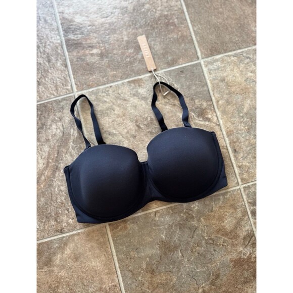 Skims Fits Everybody Strapless Bra Onyx Size 38DD - Picture 2 of 6